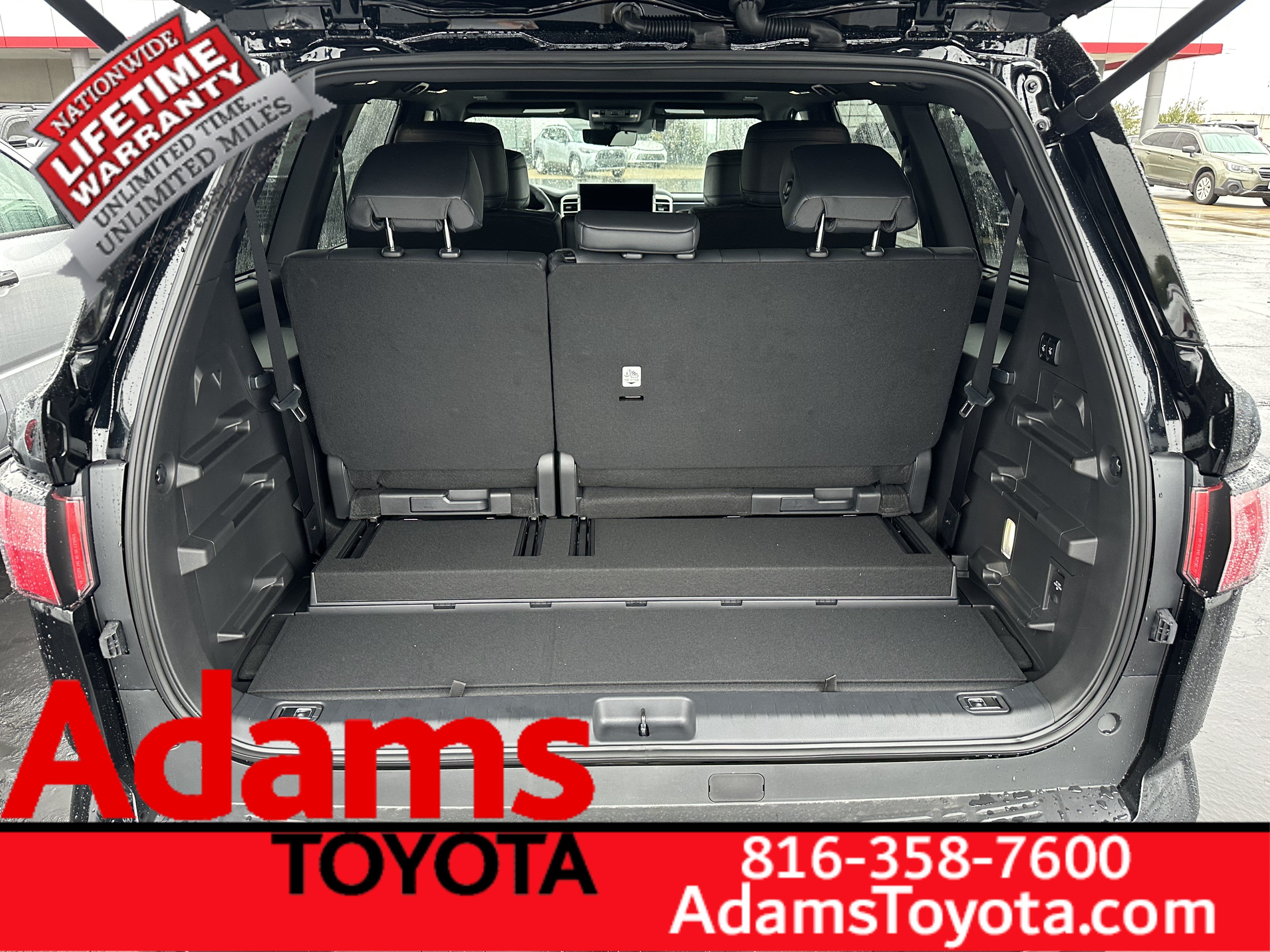 Used 2026 Toyota Sequoia Platinum AWD/4WD image 7
