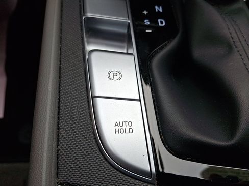 Certified 2024 Hyundai Elantra SEL w/ Convenience Package FWD image 26