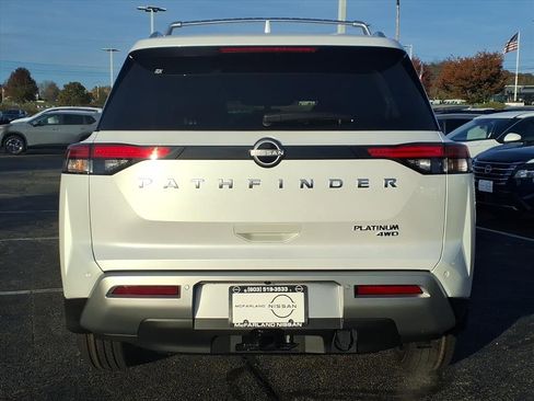 New 2025 Nissan Pathfinder Platinum w/ Cargo Package image 5