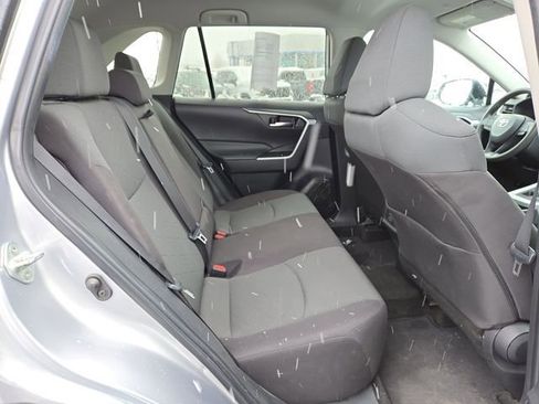 Used 2023 Toyota RAV4 XLE image 32