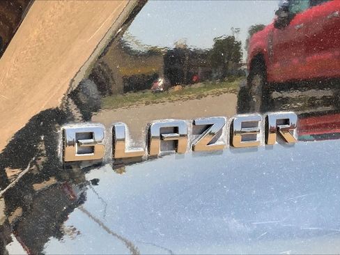 Used 2024 Chevrolet Blazer RS w/ Driver Confidence II Package FWD image 33