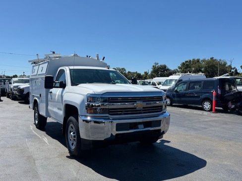 Used 2015 Chevrolet Silverado 3500 W/T image 4