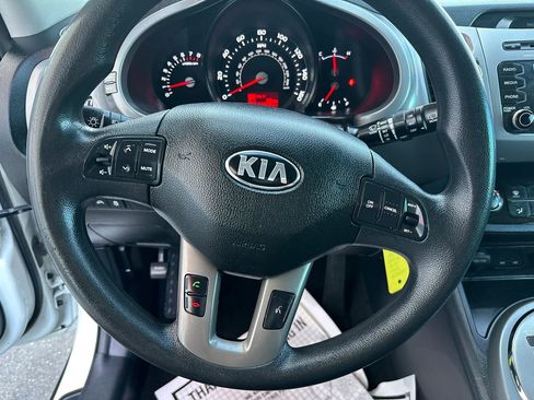 Used 2015 Kia Sportage LX AWD/4WD image 12