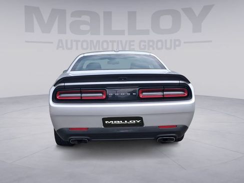 Used 2022 Dodge Challenger R/T Scat Pack w/ Shaker Package RWD image 4