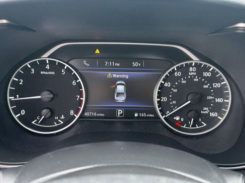 Used 2016 Nissan Maxima Platinum w/ Interior Lighting Package FWD image 16