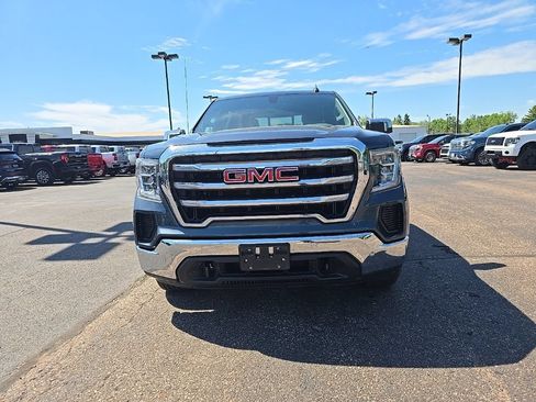Used 2020 GMC Sierra 1500 SLE w/ SLE Value Package AWD/4WD image 3