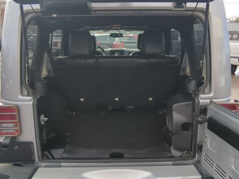 Used 2013 Jeep Wrangler Unlimited Sahara w/ Connectivity Group image 34