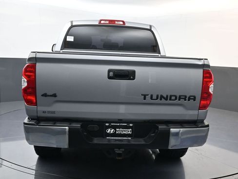 Used 2016 Toyota Tundra SR5 w/ SR5 Upgrade Package AWD/4WD image 7