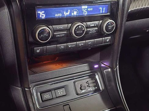 Used 2022 Subaru Ascent Onyx Edition image 32