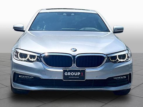 Used 2018 BMW 530i RWD image 4