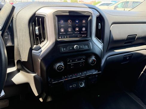 Used 2021 Chevrolet Silverado 1500 Custom AWD/4WD image 21