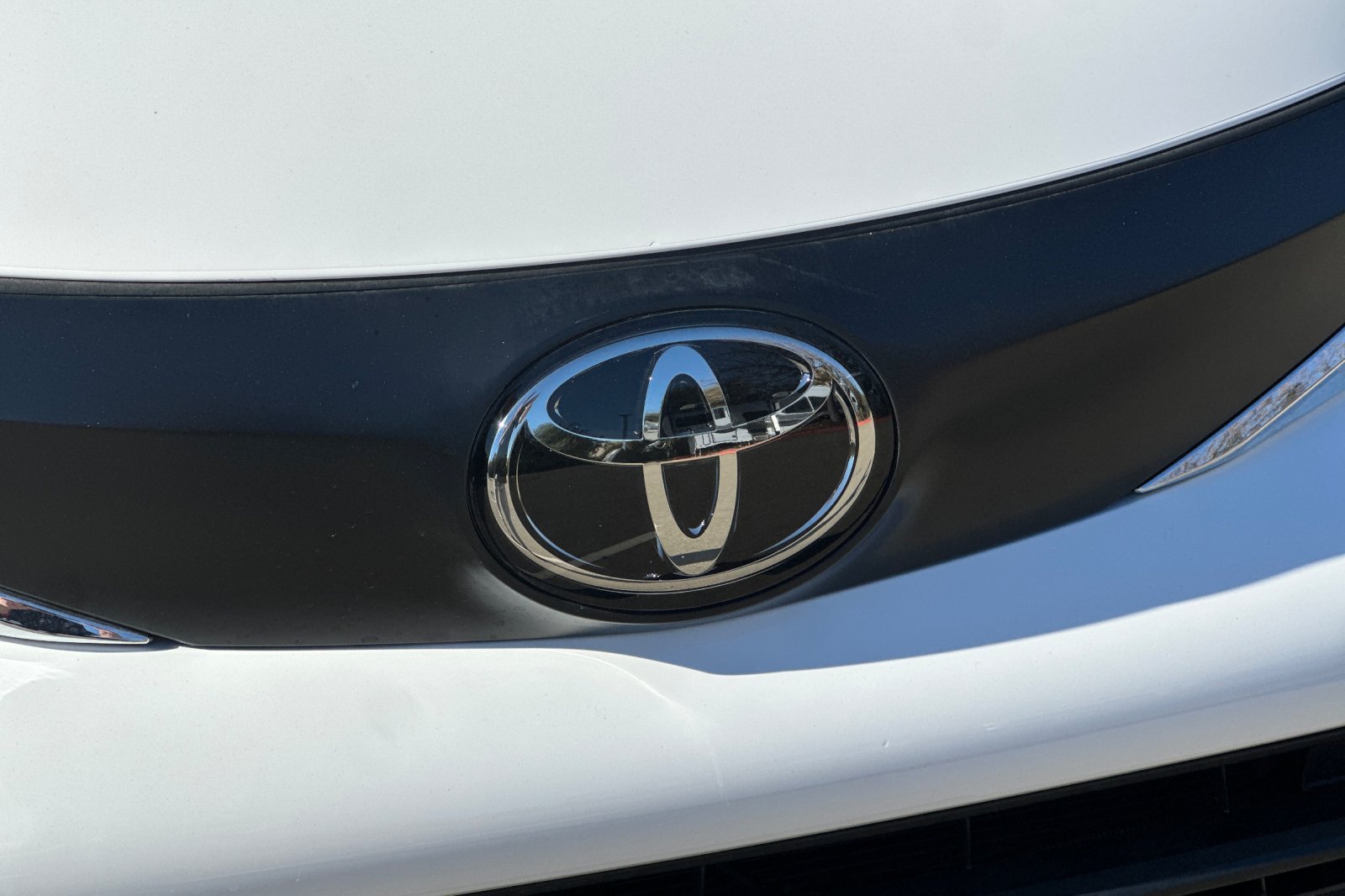 Certified 2026 Toyota Sienna LE FWD image 48