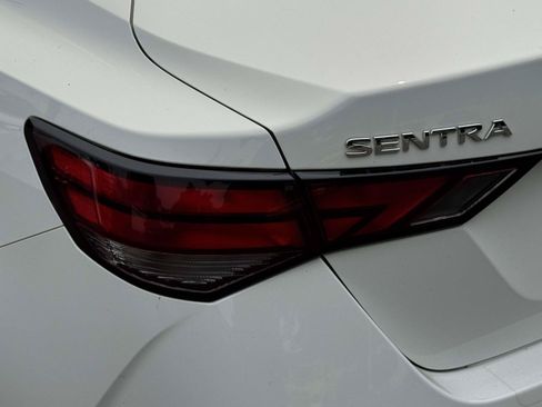 Used 2024 Nissan Sentra S FWD image 8
