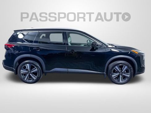 Certified 2024 Nissan Rogue SL FWD image 11