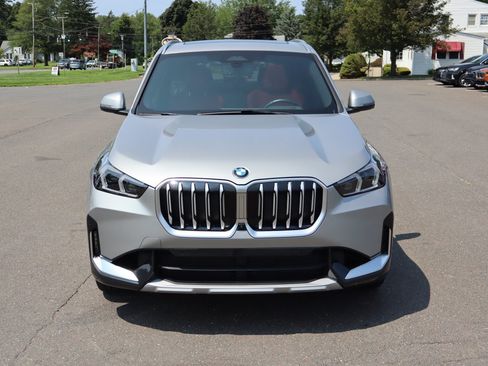 Used 2025 BMW X1 xDrive28i w/ Technology Package AWD/4WD image 2