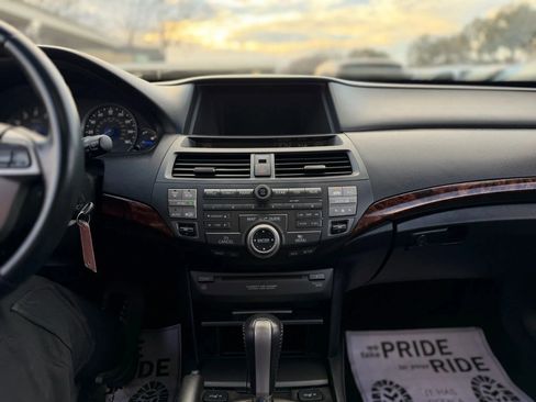 Used 2010 Honda Crosstour EX-L image 27