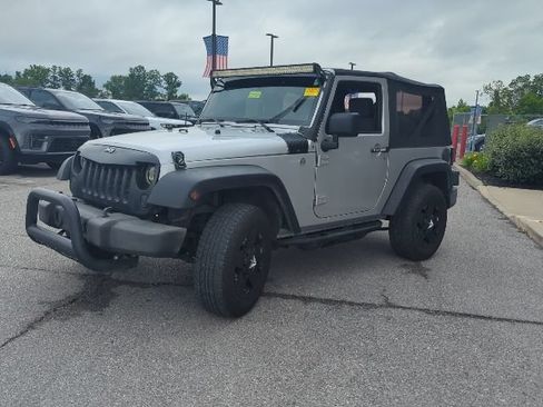 Used 2010 Jeep Wrangler Sport AWD/4WD image 15
