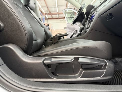 Used 2018 Volkswagen Passat 2.0T R-Line FWD image 38