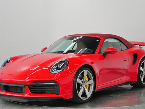 Used 2023 Porsche 911 Cabriolet AWD/4WD image 5