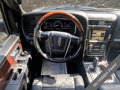 Used 2016 Lincoln Navigator L Reserve AWD/4WD image 5