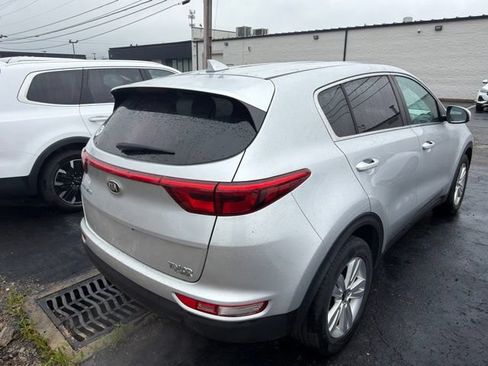 Used 2018 Kia Sportage LX FWD image 4