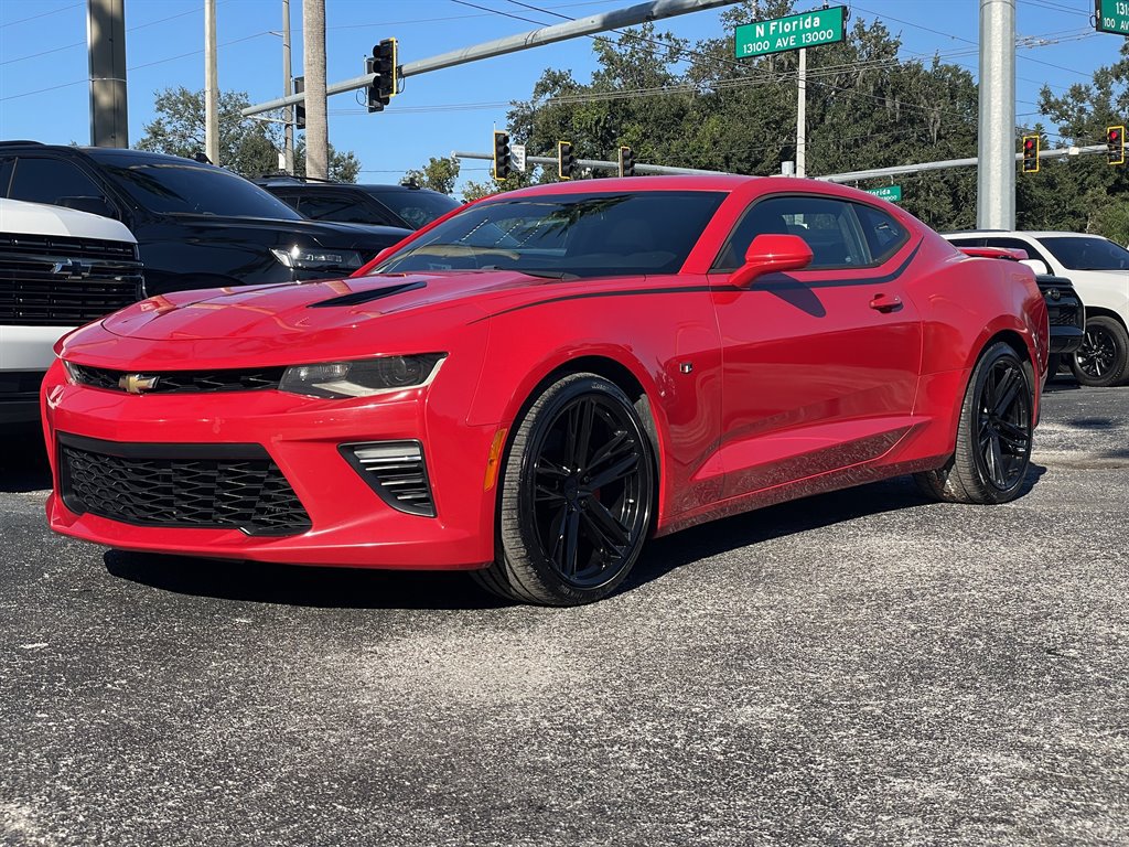 Used 2017 Chevrolet Camaro SS RWD image 9