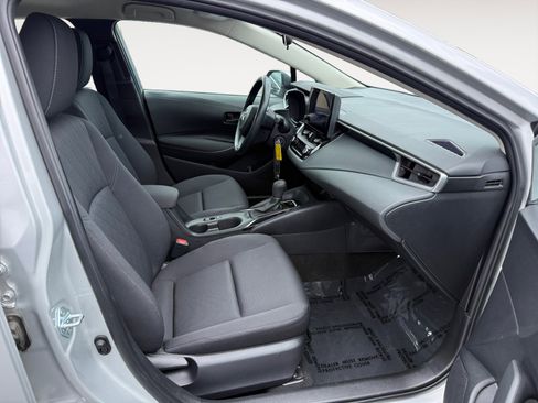 Used 2024 Toyota Corolla LE FWD image 19