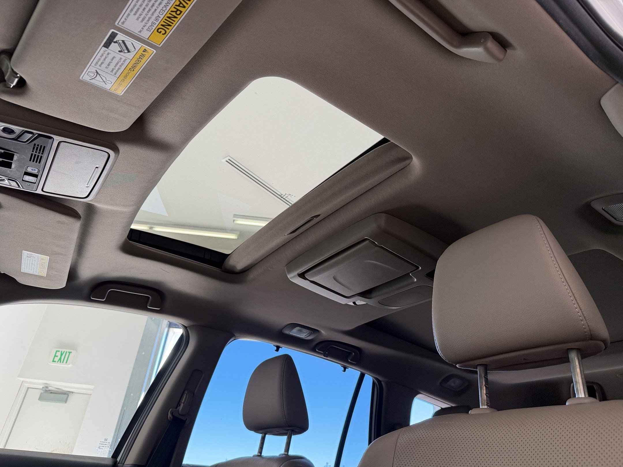Used 2020 Honda Pilot Elite image 24