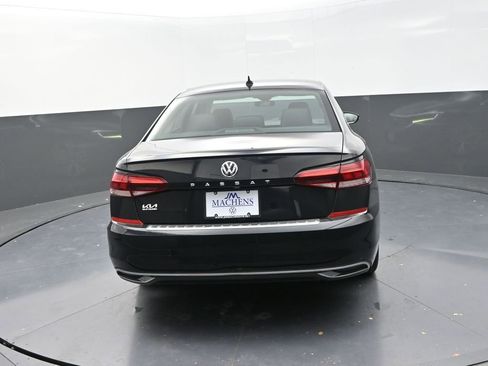 Used 2022 Volkswagen Passat 2.0T SE image 7