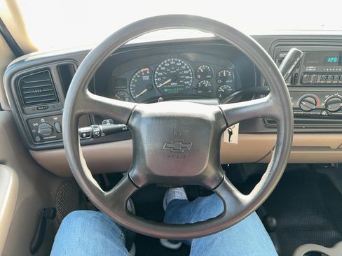 Used 2002 Chevrolet Silverado 3500 LS w/ Off-Road Skid Plate Pkg image 13