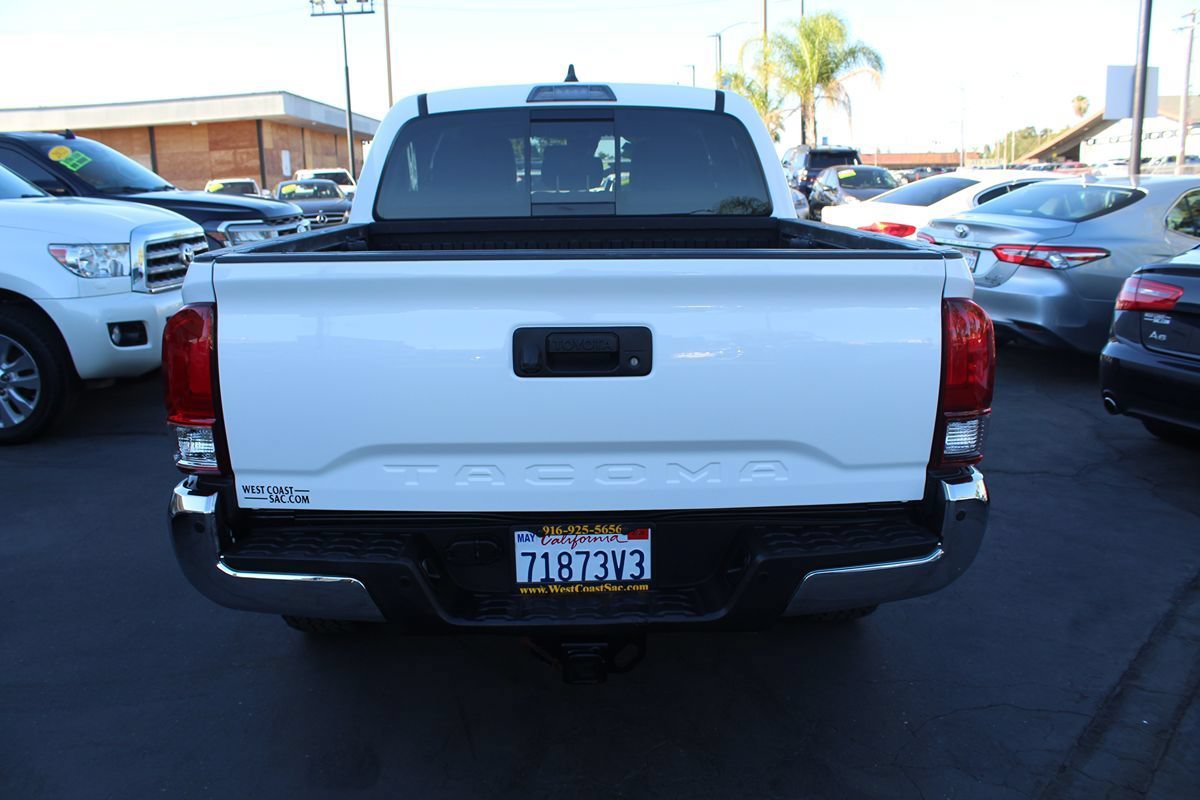 Used 2023 Toyota Tacoma SR5 AWD/4WD image 6