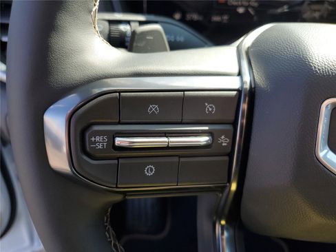 New 2026 GMC Terrain AT4 w/ Convenience Package III image 25