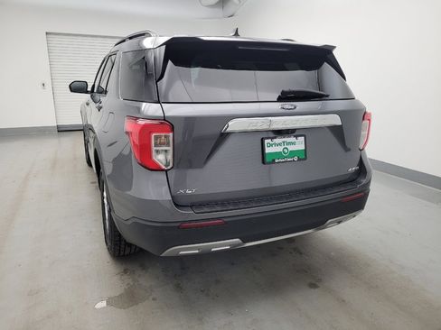 Used 2021 Ford Explorer XLT w/ Equipment Group 202A AWD/4WD image 6