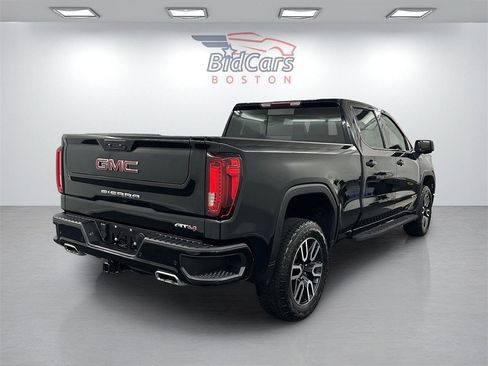 Used 2022 GMC Sierra 1500 AT4 w/ AT4 Premium Package image 4