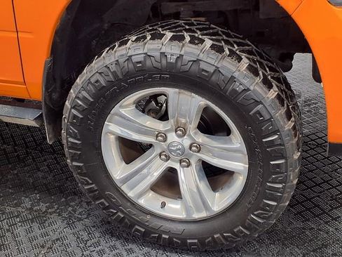 Used 2017 RAM 1500 Sport w/ Ignition Orange Sport Package AWD/4WD image 29