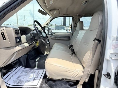 Used 2002 Ford F350 XL RWD image 14