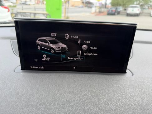 Used 2019 Audi Q7 3.0T Premium w/ Convenience Package AWD/4WD image 24