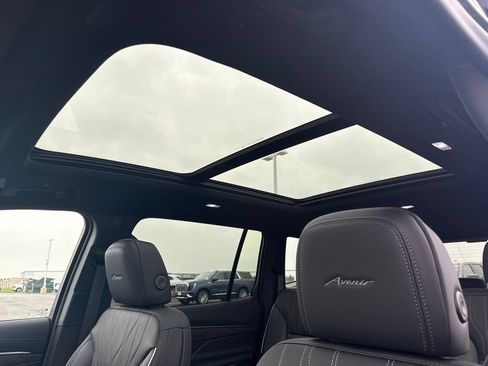 New 2027 Buick Enclave Avenir AWD/4WD image 26