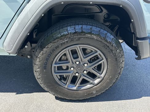 Used 2024 Jeep Wrangler Sport S AWD/4WD image 22