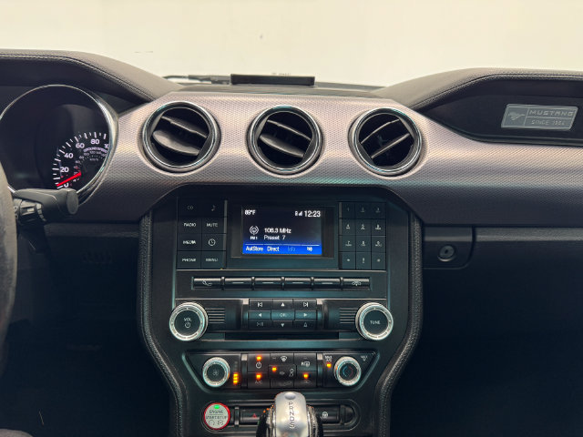 Used 2016 Ford Mustang GT RWD image 4