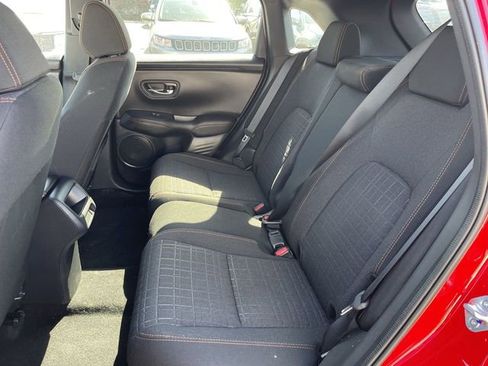 Used 2025 Honda HR-V Sport image 21