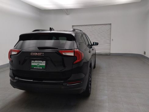 Used 2022 GMC Terrain SLE w/ Driver Convenience Package FWD image 9