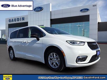 Used 2024 Chrysler Pacifica Touring-L