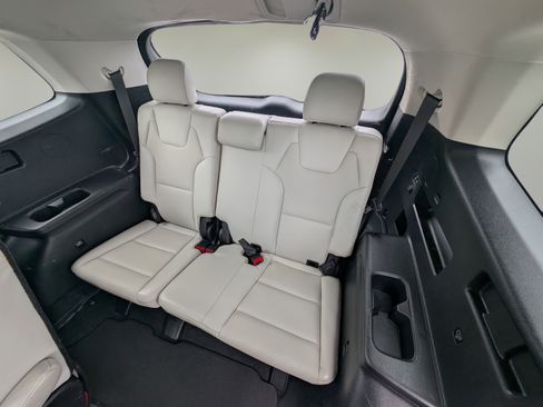 Used 2022 Kia Telluride EX w/ EX Premium Package FWD image 12