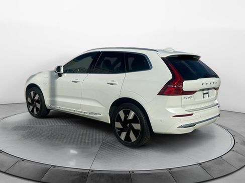 Certified 2023 Volvo XC60 T8 Plus w/ Climate Package AWD/4WD image 5