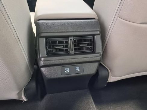 Certified 2025 Honda Accord SE image 18