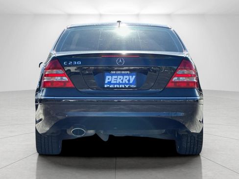 Used 2006 Mercedes-Benz C 230 Sedan image 4