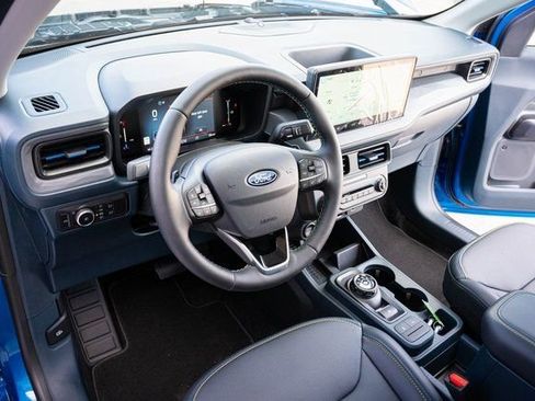 New 2025 Ford Maverick Lobo image 16