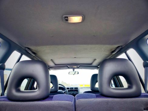 Used 1997 Toyota RAV4 4WD 4-Door image 26