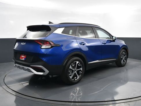 Used 2025 Kia Sportage EX w/ Premium Package image 31